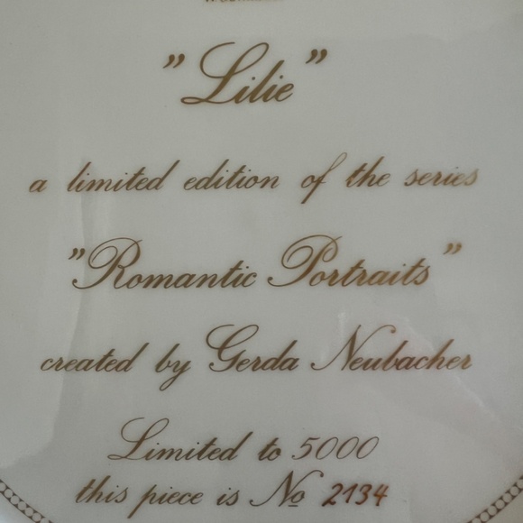 Vintage Framed Romantic Portrait Series Plate 'Lilie' - Picture 4 of 11
